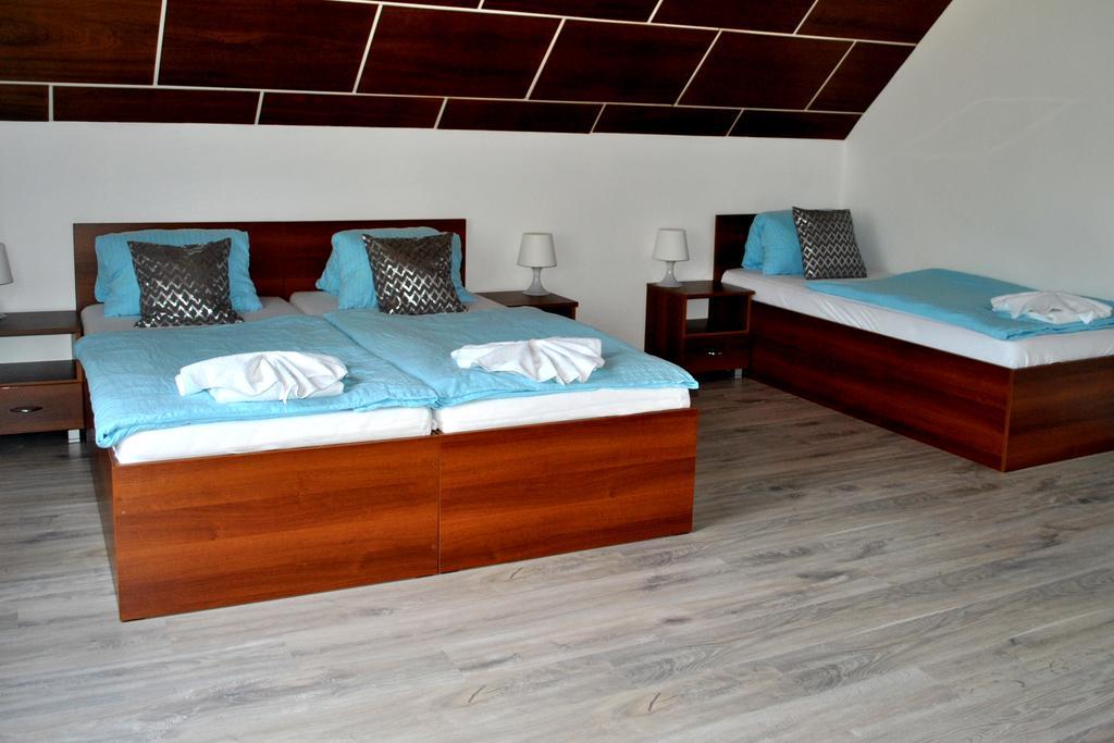 Apartment Mlynska Есеник Экстерьер фото