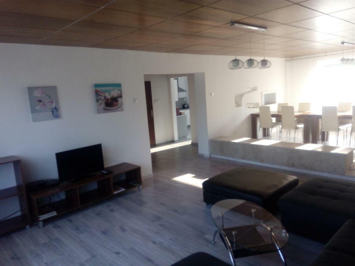 Apartment Mlynska Есеник Экстерьер фото
